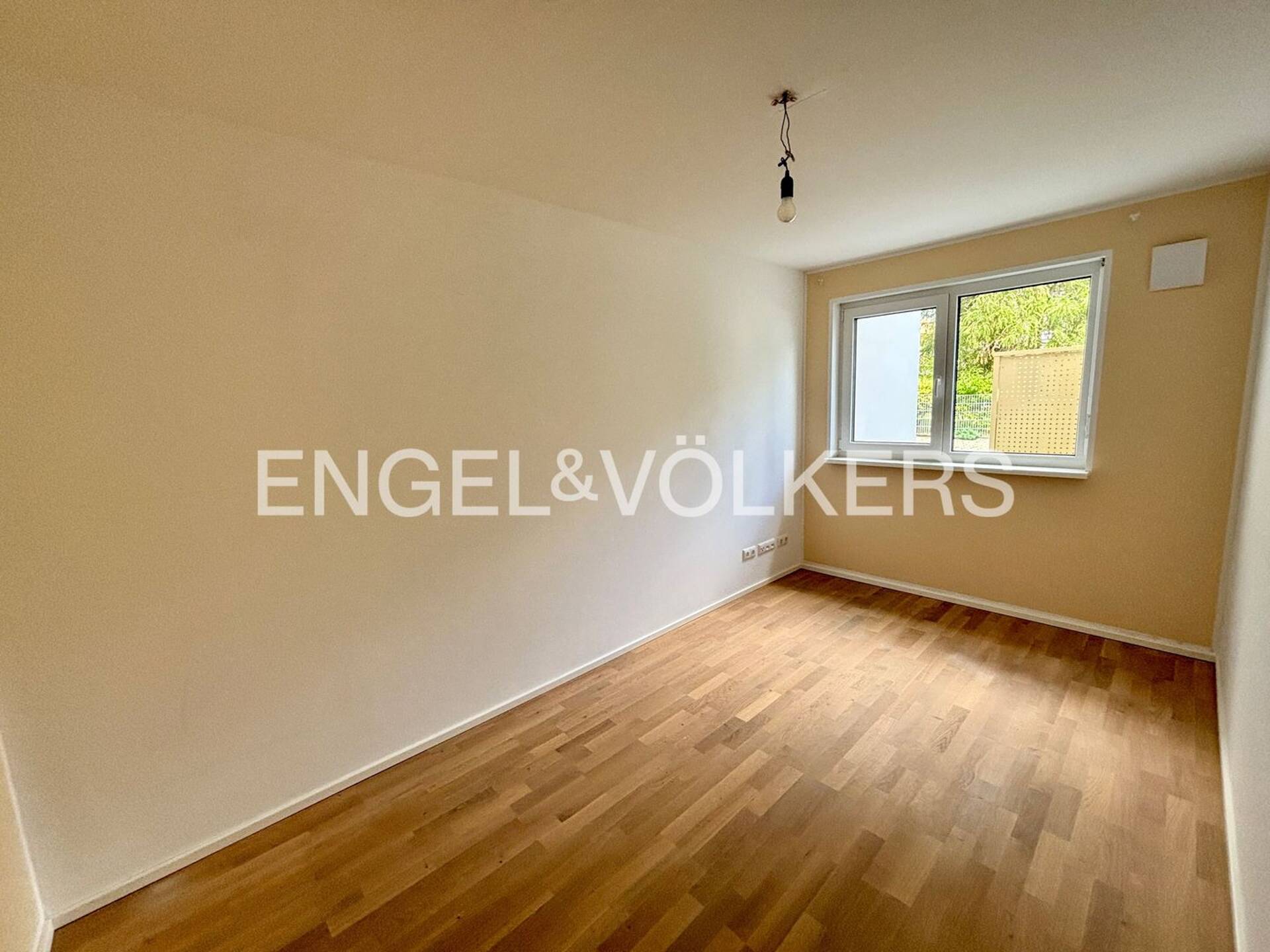 Erdgeschosswohnung in 91154 Roth mit 78 m² kaufen