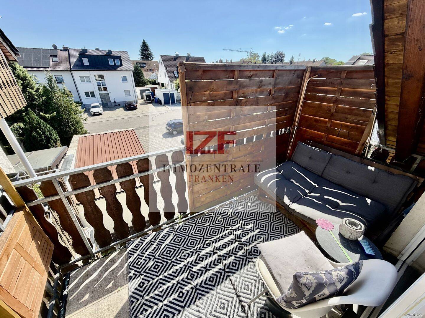 Renovierte 3-Zimmer-Dachgeschosswohnung mit Sonnenbalkon in Altdorf - frei ab 01.08. – Altdorf bei Nürnberg – Vorschaubild 2