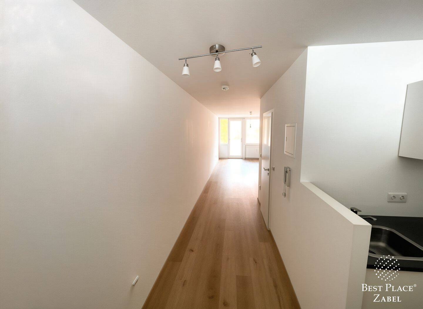 Gut geschnittene 1-Zimmer-Wohnung mit Balkon in Sendling – München – Vorschaubild 3