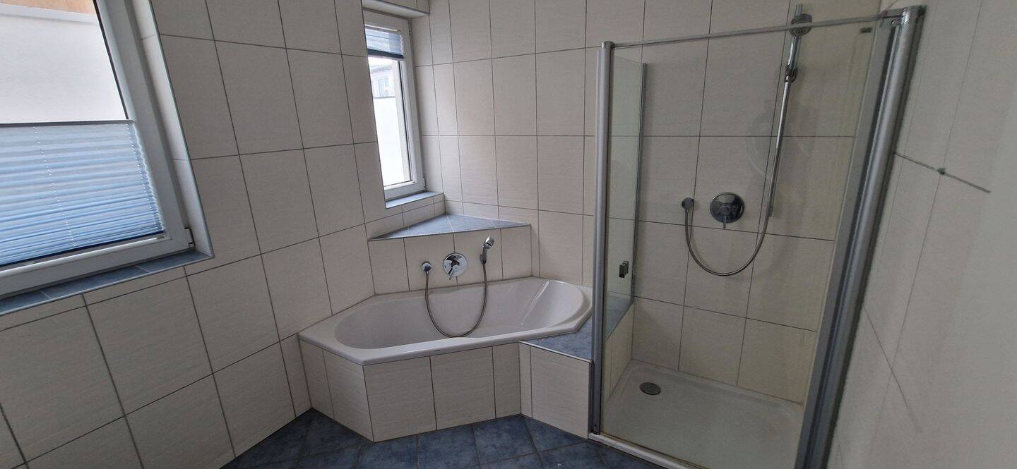Moderne 3 Zimmer Maisonette-Wohnung direkt an der Fulda in Kassel – Kassel – Vorschaubild 7
