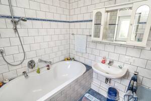 Charmantes Einfamilienhaus - modernisiert und familienfreundlich in Bielefeld-Brackwede – 33647 Bielefeld – Vorschaubild 7