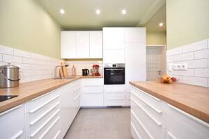 *RESERVIERT* | Modernisiertes Reihenmittelhaus in gewachsener und familienfreundlicher Wohnsiedlung! – 28277 Bremen – Vorschaubild 9
