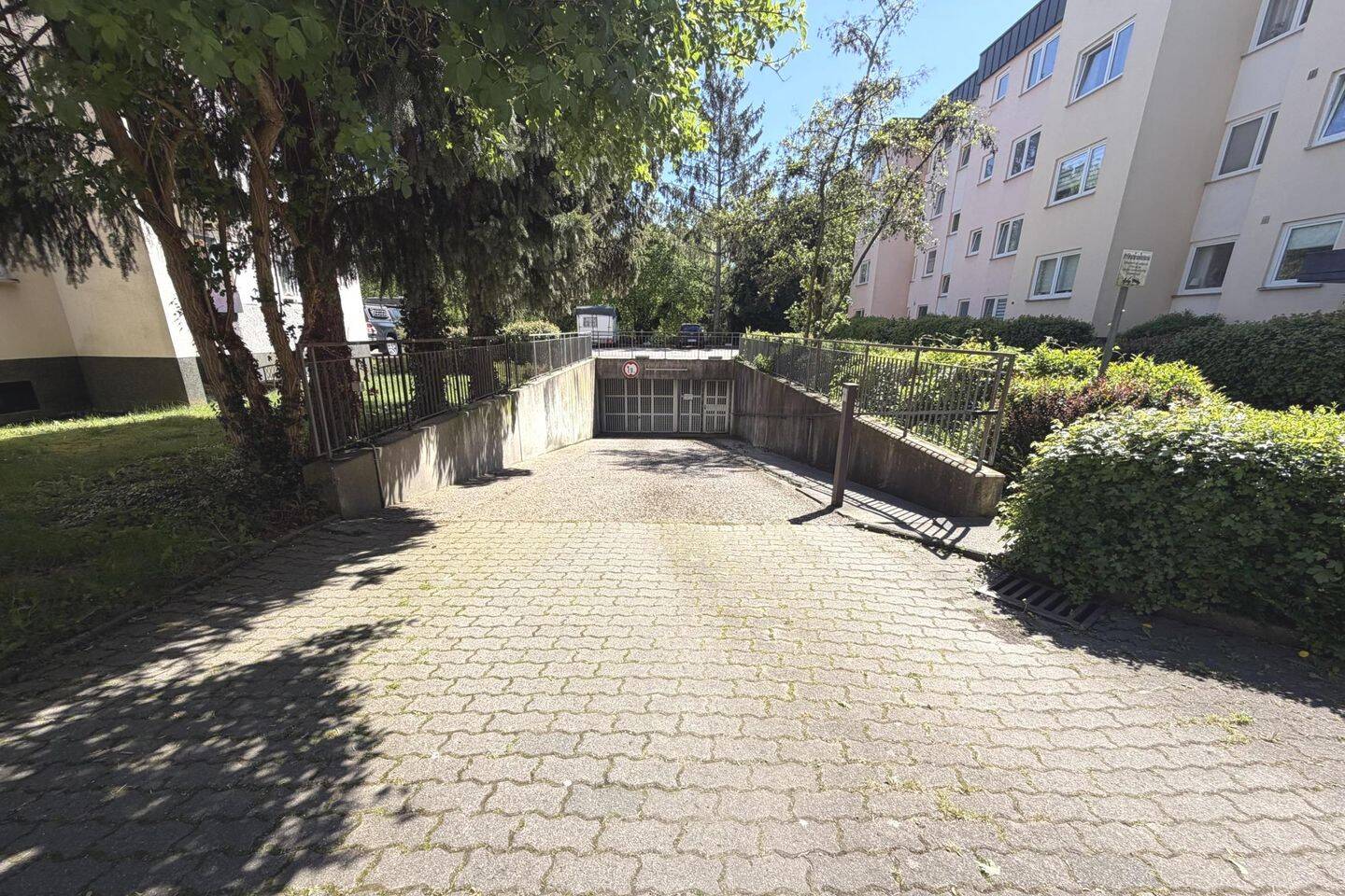 Gepflegte und gut vermietete Eigentumswohnung mit Tiefgaragenplatz und Stellplatz in Dortmund-Aplerbeck – Dortmund – Vorschaubild 8