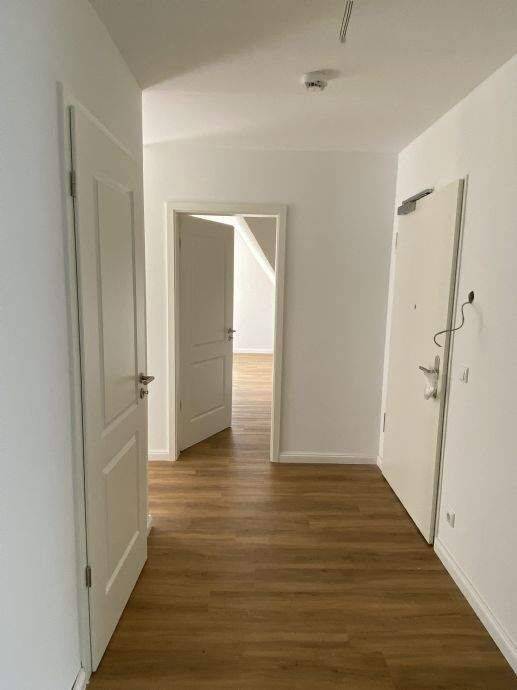 Seltene Gelegenheit: Die ganze Endetage für sich allein - exklusive DG-Wohnung mit Holzbalken und Neubaukomfort – Holm – Vorschaubild 9