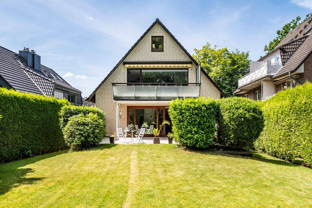 RESERVIERT I Aufgeteiltes Haus mit Traumgarten & vielfältigen Möglichkeiten – Hamburg – Vorschaubild 7