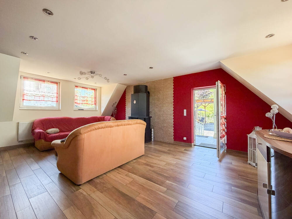 Energetisch modernisiertes Ein- bzw. Zweifamilienhaus mit Doppelgarage und Garten! – Untersiemau – Vorschaubild 9
