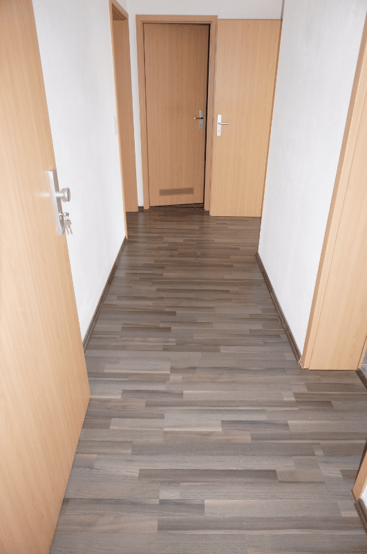Dachgeschoss inkl. EBK !!! Balkon - Bad mit Dusche !! – Chemnitz – Vorschaubild 5