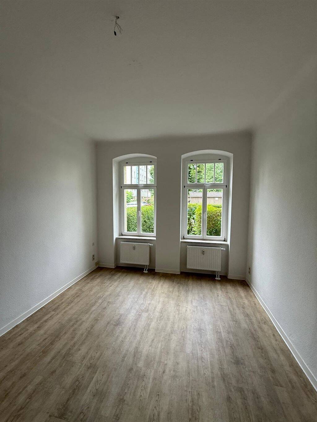 Großzügige 2-Zimmer mit Laminat und Wannenbad in sehr guter Lage – Chemnitz – Vorschaubild 7