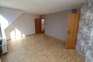 4 Zimmer - gepflegt, EBK, Balkon, 3.OG- von Privat – 90522 Oberasbach – Vorschaubild 5