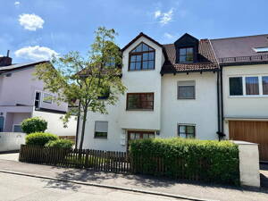 Exklusive Dachgeschosswohnung in Alleinlage - 2 Balkone - 2 Bäder – 81827 München – Vorschaubild 2