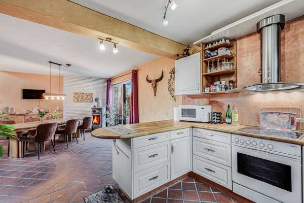Haus in 24340 Eckernförde mit 280 m² kaufen