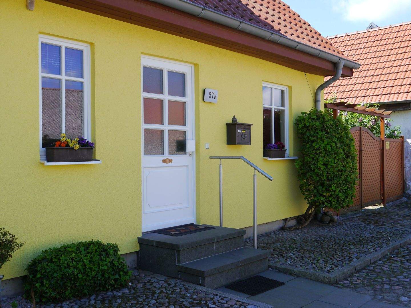 Schönes Haus mit Hof-Feeling und viel Nebengelass – Sagard – Vorschaubild 2
