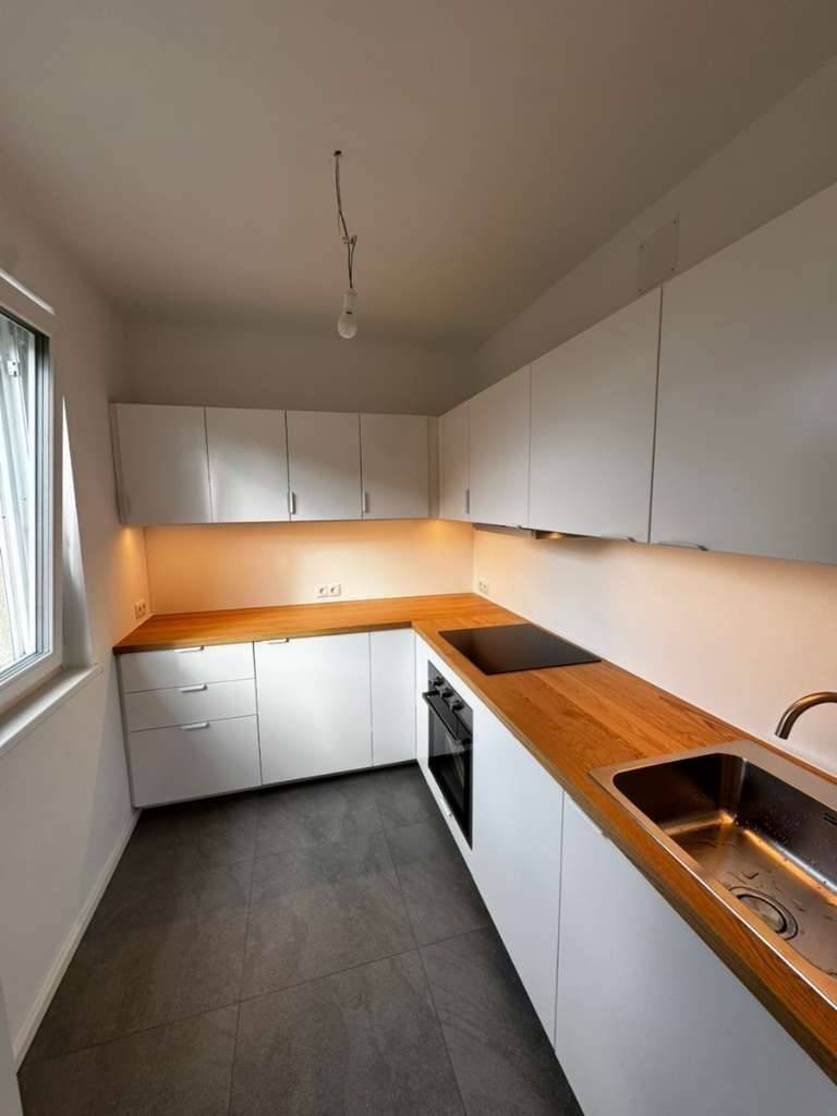 Lichtdurchflutete 2 Zimmer-Wohnung mit Blick