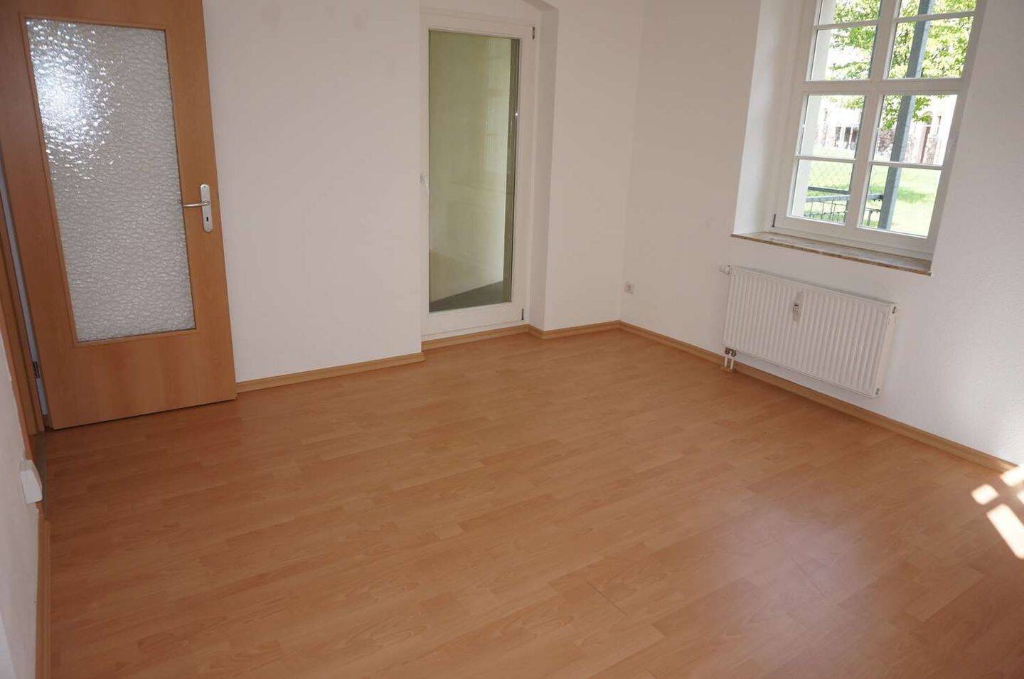 Moderner Grundriss / Bad mit Fenster u.v.m./ frei ab sofort ! – Chemnitz – Vorschaubild 2