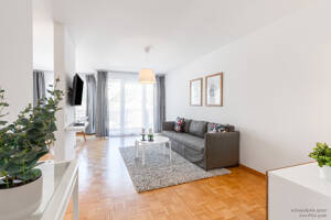 Welc(H)ome® by RIDA FLATS - Köln-Mülheim: All-in! Rheinnähe, Messe, Balkon, WIFI & Tiefgarage – 51063 Köln – Vorschaubild 3