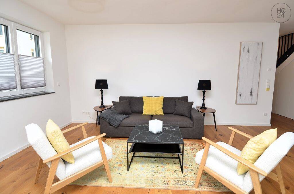 Augsburg City - voll möblierte Maisonette Wohnung mit 2 Schlafzimmern und Balkon – Augsburg – Vorschaubild 2