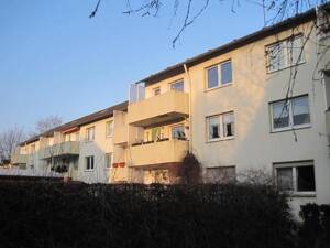 Komplett renovierte 2,5-Zimmer-Wohnung in Nähe City mit Balkon! – 45141 Essen – Vorschaubild 2