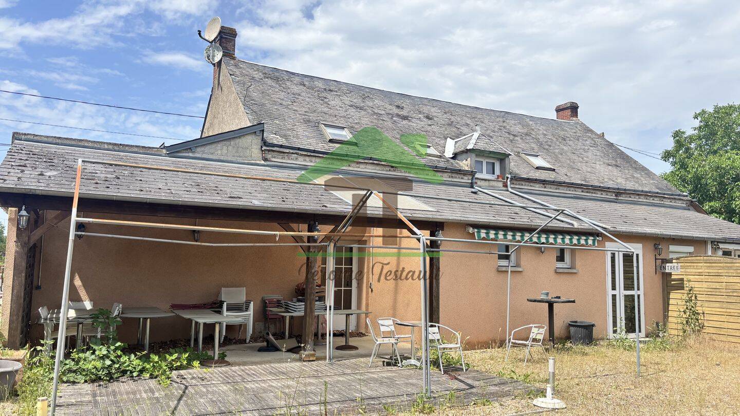 Maison 8 pièces 270 m² · à Châteaudun · 270 m² · 189 000 €