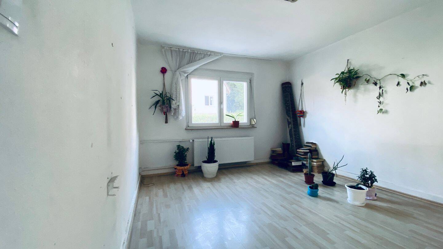 Charmantes Einfamilienhaus in Waiblingen mit 5 Zimmern und großem Potenzial – Waiblingen – Vorschaubild 6