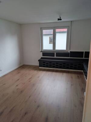 4,5 Zimmer WHG mit 40qm Wohnzimmer und Holzofen! – 89079 Ulm – Vorschaubild 5