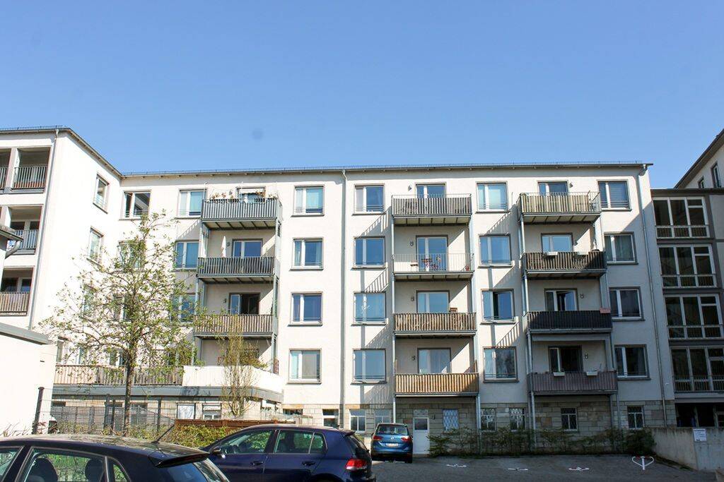 *Exklusive 3 Raum WE in Dresden* *kernsaniert*Südbalkon/Elbblick* *EBK*Stellplatz*provisionsfrei*
