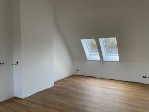 *** NEU - FERTIGGESTELLTE 4-Zi.-WOHNUNG MIT EIG. GARTEN, FAHRSTUHL + TG - Kopperboog.de *** – 22399 Hamburg – Vorschaubild 8