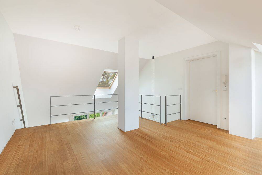 Charaktervolle und lichtdurchflutetet Dachgeschoss-Maisonette mit Blick auf den Weißensee – Berlin – Vorschaubild 8