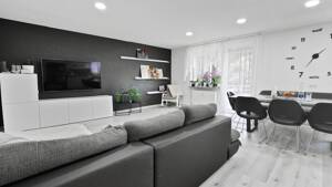 Wohnkomfort in Wertheim. Modernisiert, Balkon, EBK & Stellplatz – 97877 Wertheim – Vorschaubild 1