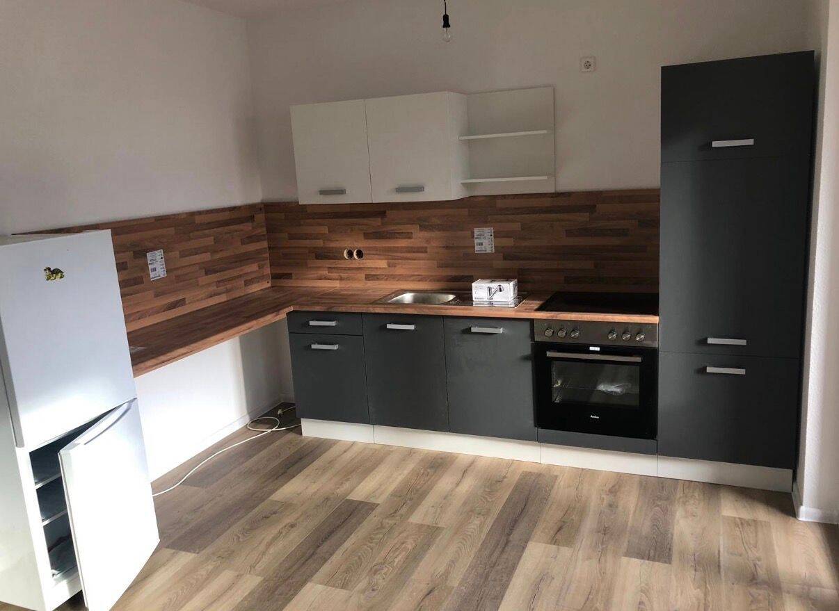 Helle Dachgeschosswohnung mit Loggia – Chemnitz – Vorschaubild 3
