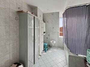 Attraktive 5-Zimmer-Dachgeschosswohnung mit ca.108 m² - vermietet & zentral in Fürth – 90763 Fürth – Vorschaubild 5