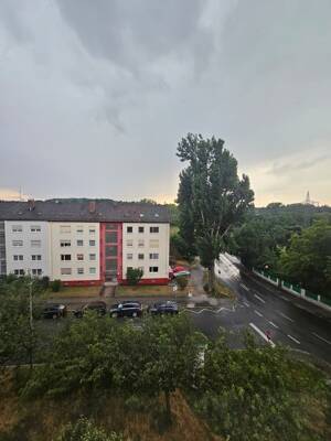 Sofort bezugsfrei: Helle 2-Zimmer-Wohnung – 90763 Fürth – Vorschaubild 3