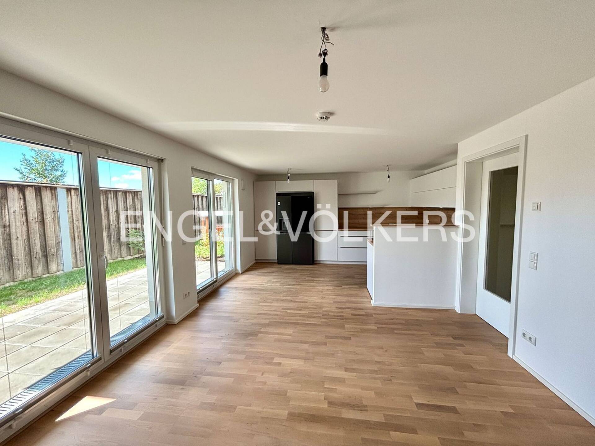 Erdgeschosswohnung in 91154 Roth mit 78 m² kaufen