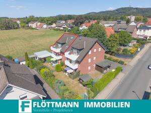 Maisonettewohnung mit Doppelgarage in naturnaher Lage von Bielefeld-Quelle!