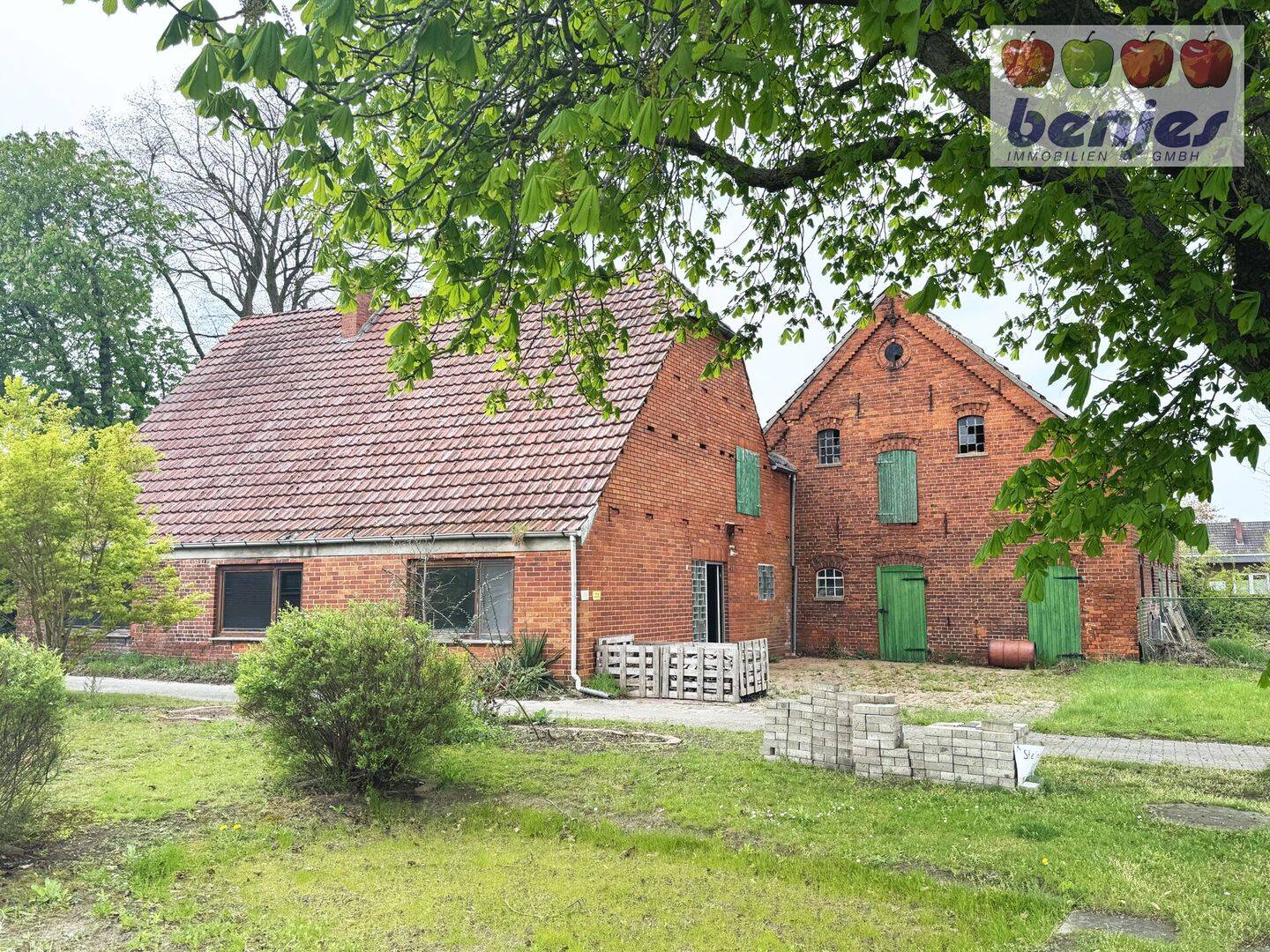 Ideal für Hobbytierhalter und Naturfreunde auf 14.000 m² Grundstück - etwas ganz Besonderes! – Weyhe – Bild 1 von 9