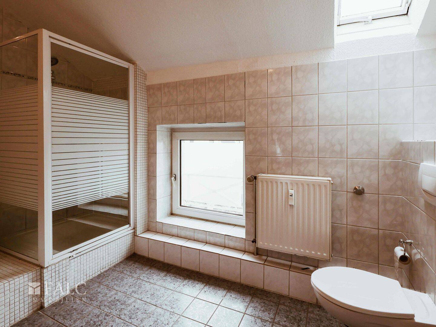 Mehrfamilienhaus als Kapitalanlage - Verkauf im Angebotsverfahren! – Essen – Vorschaubild 6