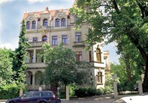3-Zi-Penthousewohnung ab 01.11.25 in stilvoller Stadtvilla in Dresden in direkter Nähe der Technischen Universität