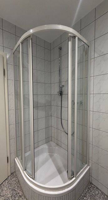 3-Zimmer-Wohnung mit Küche und Balkon – Nürnberg – Vorschaubild 9