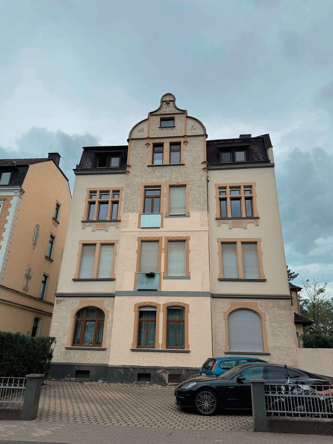 Schöne Dachgeschosswohnung im Altbau - Loggia, Tageslichtbad, 3 ZKB – Koblenz – Vorschaubild 2