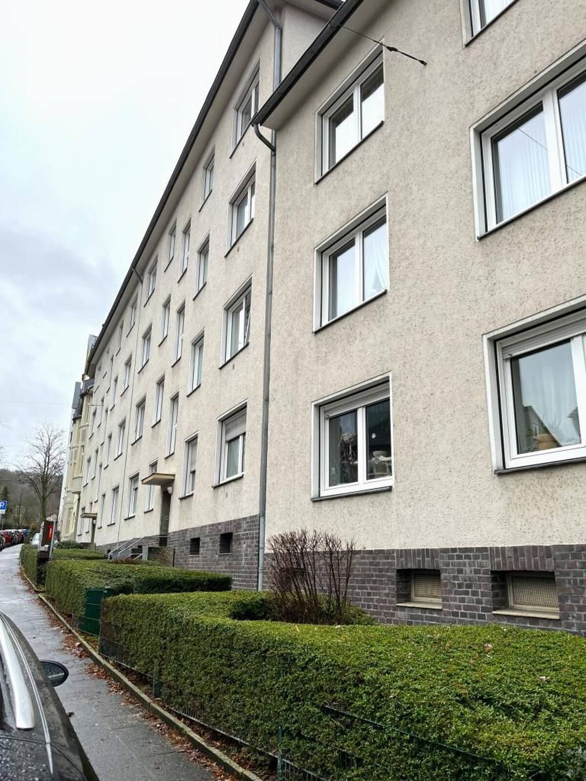 Frisch renoviert schon bald bereit zum Einziehen. – 58089 Hagen – Bild 1 von 8