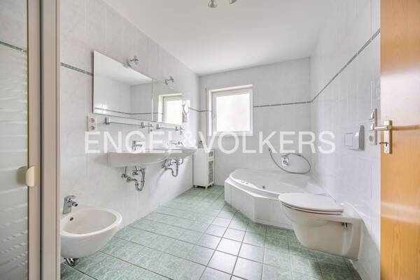 Haus in 91785 Pleinfeld mit 194 m² kaufen