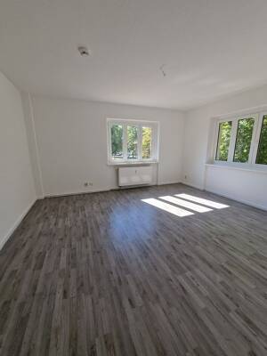 Frisch renovierte Wohnung - jetzt besichtigen und zwei Kaltmieten sparen! – 39114 Magdeburg – Vorschaubild 2