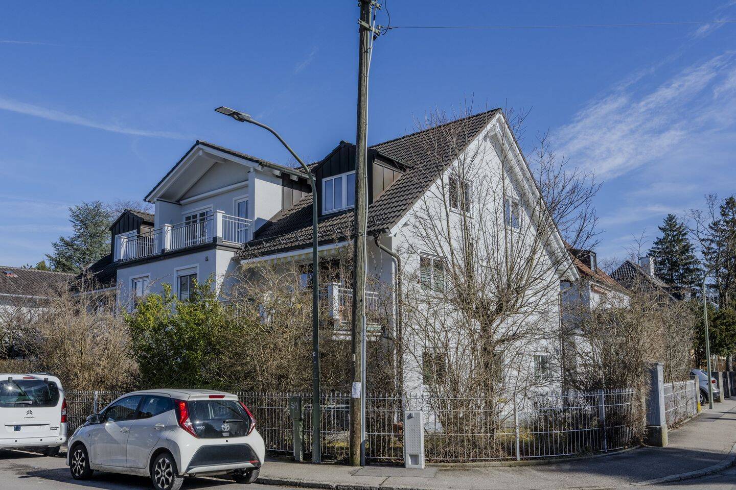 Zwei Wohnungen auf einer Etage