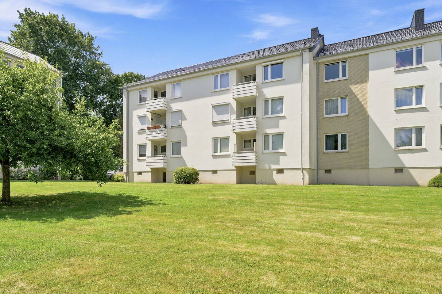 Bremen Schwachhausen: Tolle 2-Zimmer-Eigentumswohnung in gepflegtem Mehrfamilienhaus - frei – Bremen – Vorschaubild 3