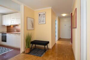 Selten in München: Uneinsehbare Wohnung mit Balkon ins Grüne – 81737 München – Vorschaubild 7