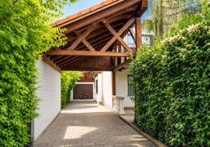 Familienparadies mit Südgarten in begehrter und ruhiger Wohnlage von Waldtrudering – 81827 München – Vorschaubild 2