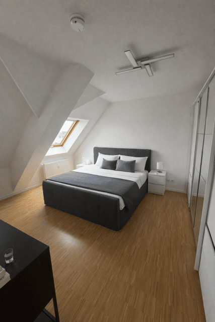 3-Zimmer-Galeriewohnung mit Balkon im charmanten Altbau am Südstadtpark Fürth – Fürth – Vorschaubild 4