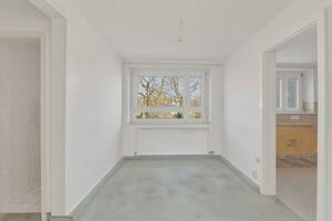 ++ Wohnen mit Weitblick im Stuttgarter Westen - sofort einziehen! ++ – 70193 Stuttgart – Vorschaubild 2