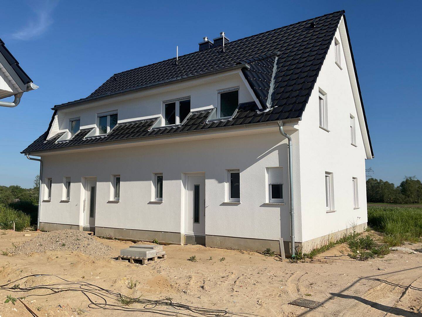 Ankommen & Wohlfühlen: technikfertige Doppelhaushälfte für die ganze Familie in zentraler Ruhelage – Rostock – Vorschaubild 2