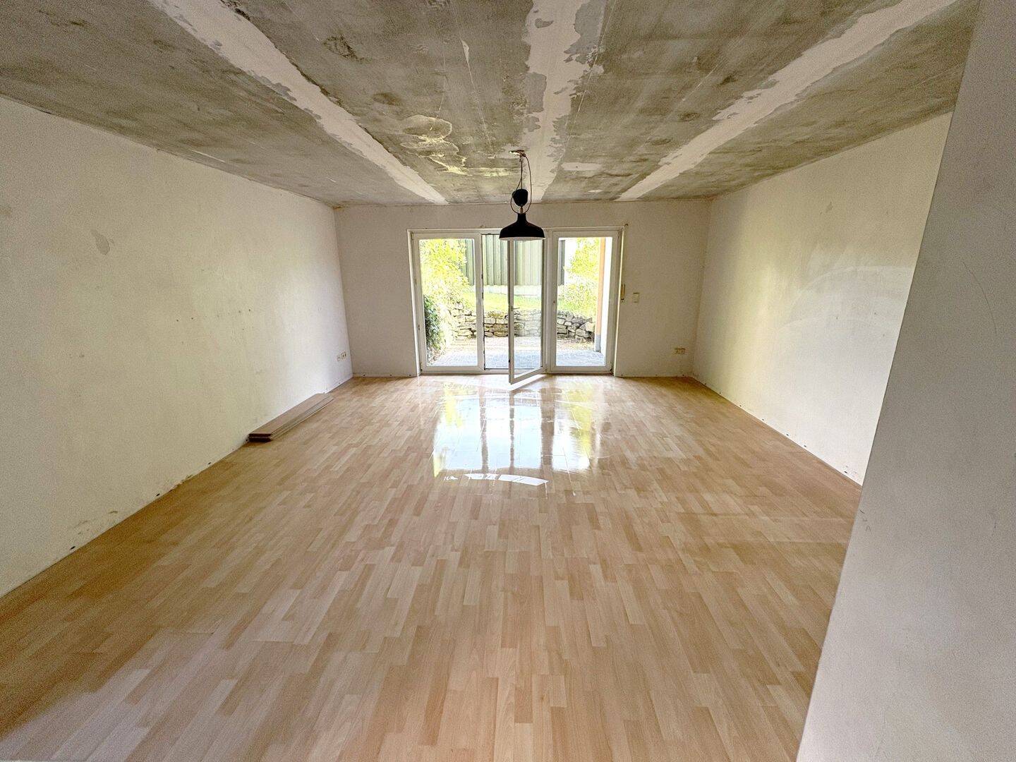 Ihr neues Zuhause: 1,5-Zimmer-Eigentumswohnung in ruhiger und naturnaher Lage von Kürten – Kürten – Vorschaubild 2