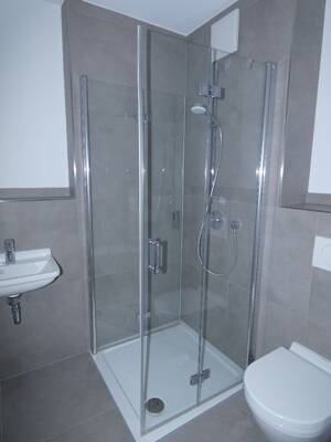 Modern geschnittene 4-Zimmer-Wohnung mit Einbauküche und Aufzug – 51377 Leverkusen – Vorschaubild 8